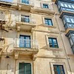 Stylish And Modern Near Valletta Fcav1-2